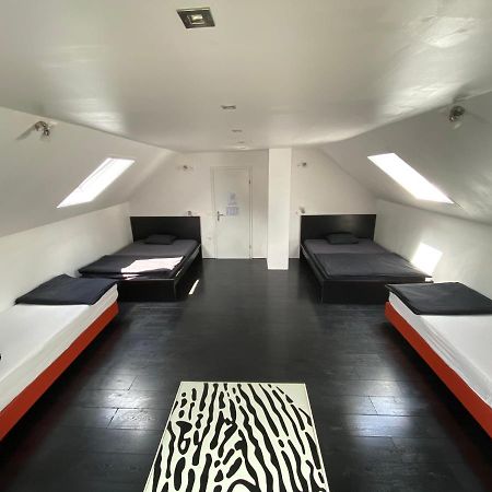The Best Hostel Блед Экстерьер фото